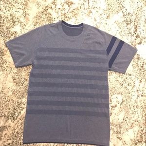 Lululemon Metal Vent Tech T-shirt.